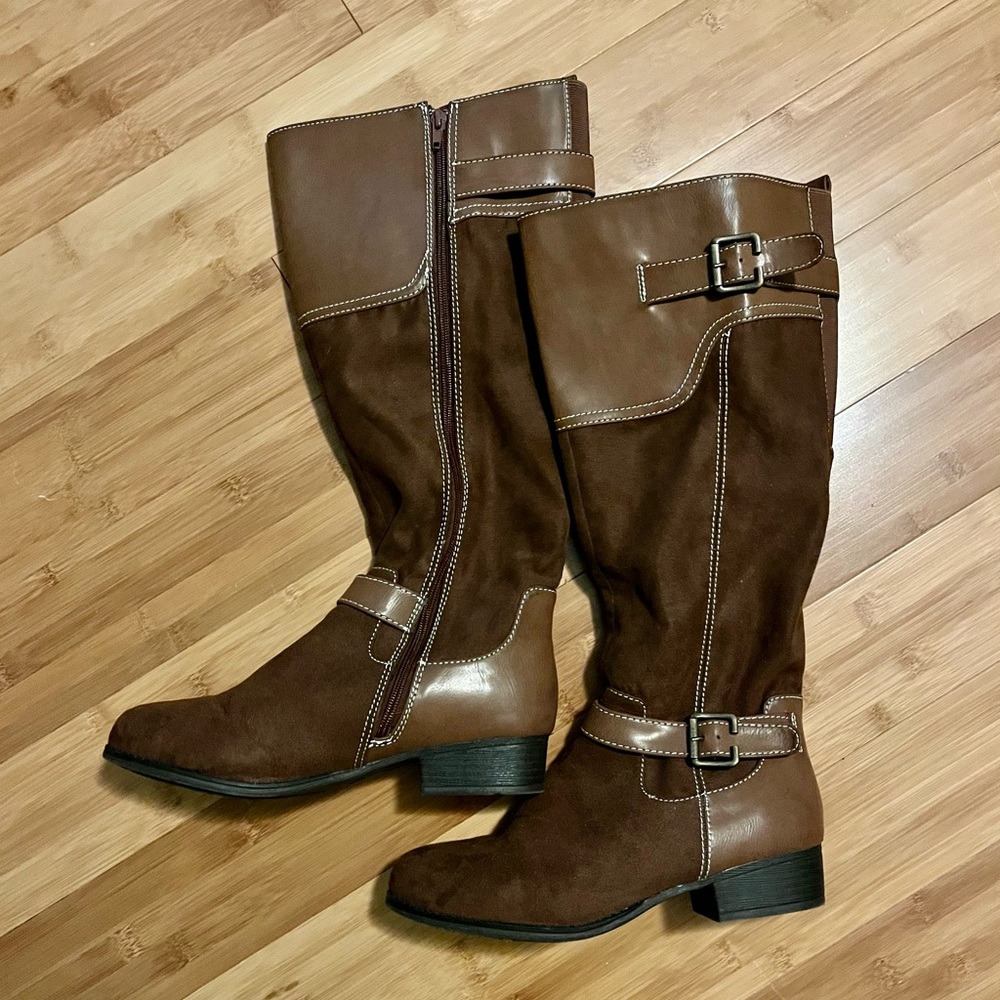 MIA size 9W women’s fault suede boots